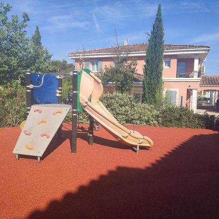 L'Arbois - T2 Avec Piscine Entre Aix Et Marseille Apartamento Cabriès Exterior foto