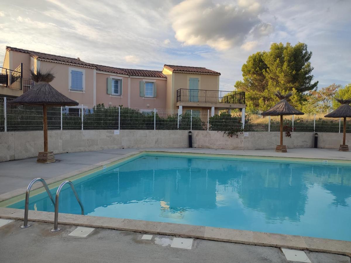 L'Arbois - T2 Avec Piscine Entre Aix Et Marseille Apartamento Cabriès Exterior foto